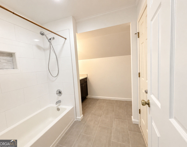 1826 Hermitage Place - Photo Thumbnail 35