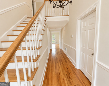 1826 Hermitage Place - Photo Thumbnail 24