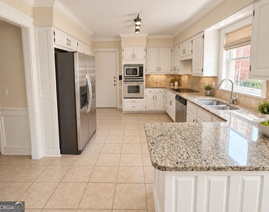 1826 Hermitage Place - Photo Thumbnail 20