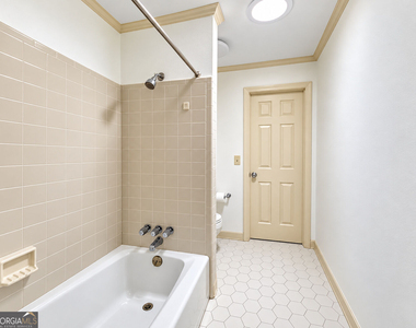 1826 Hermitage Place - Photo Thumbnail 30