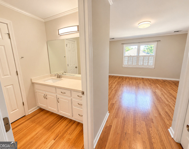 1826 Hermitage Place - Photo Thumbnail 29