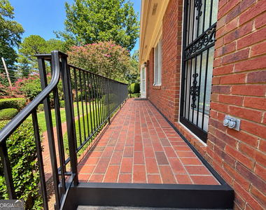 1826 Hermitage Place - Photo Thumbnail 6