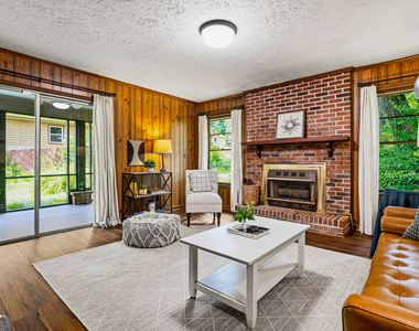 640 Farrar Court - Photo Thumbnail 13