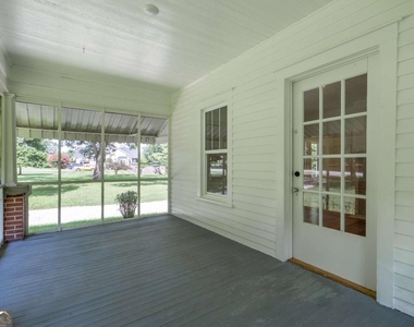 5380 Guthrie Road - Photo Thumbnail 6