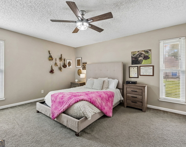 105 Wolf Bay Circle - Photo Thumbnail 15