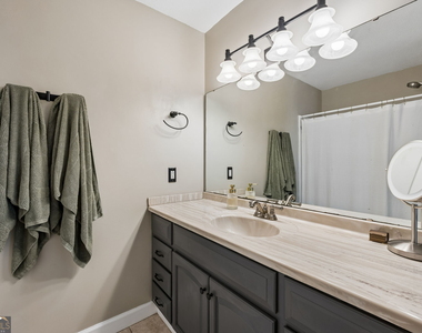 105 Wolf Bay Circle - Photo Thumbnail 17