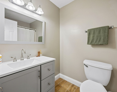 105 Wolf Bay Circle - Photo Thumbnail 19