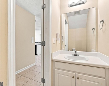 500 Terrapin Lane - Photo Thumbnail 24