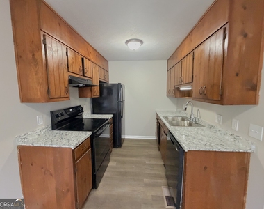 191 Harvell Drive - Photo Thumbnail 12