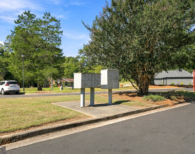 191 Harvell Drive - Photo Thumbnail 5