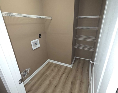 10282 Common Crossing - Photo Thumbnail 6