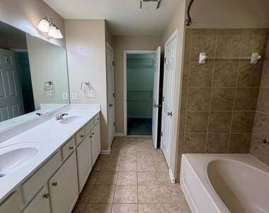 3286 Welmingham Drive Sw - Photo Thumbnail 19