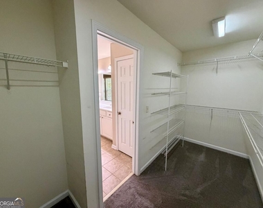 3286 Welmingham Drive Sw - Photo Thumbnail 21