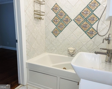 4665 Orchid Drive - Photo Thumbnail 18