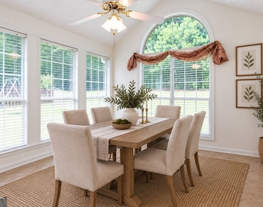 289 Marsha Way - Photo Thumbnail 13