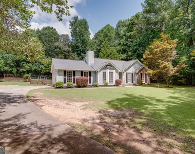 289 Marsha Way - Photo Thumbnail 1