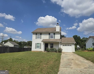585 Forest Hills Path - Photo Thumbnail 1