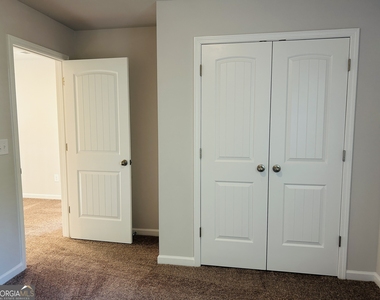 143 Chapel Hill Parkway - Photo Thumbnail 31