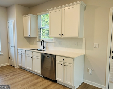 143 Chapel Hill Parkway - Photo Thumbnail 14