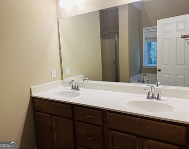 179 Village Park Drive - Photo Thumbnail 28