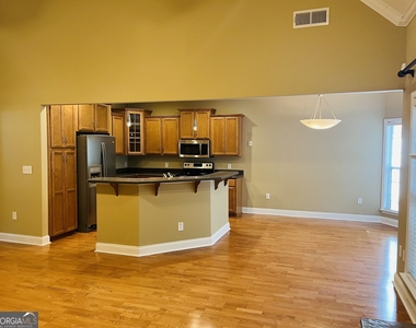 179 Village Park Drive - Photo Thumbnail 5