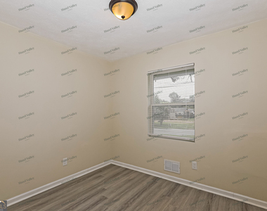 8355 Dunellen Lane - Photo Thumbnail 2