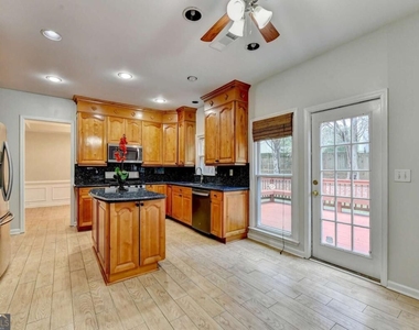 2835 Crestmont Court - Photo Thumbnail 28