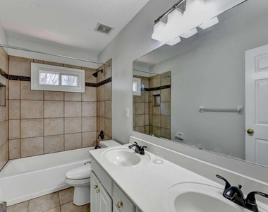 2835 Crestmont Court - Photo Thumbnail 43