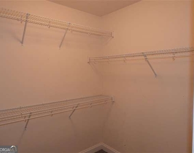 164 Glynn Court - Photo Thumbnail 9