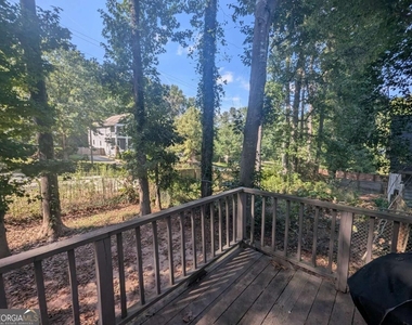 1611 Creek Pond Cove - Photo Thumbnail 24