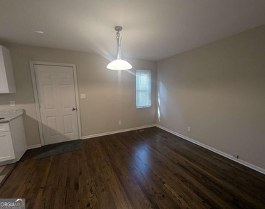 1611 Creek Pond Cove - Photo Thumbnail 19