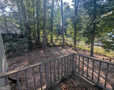 1611 Creek Pond Cove - Photo Thumbnail 26