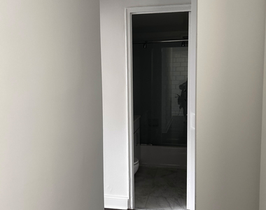 145 East - Photo Thumbnail 5