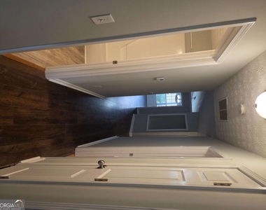 35 Montgomery Court - Photo Thumbnail 27