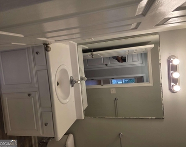 35 Montgomery Court - Photo Thumbnail 24