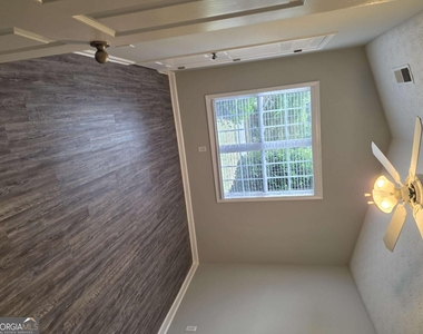 35 Montgomery Court - Photo Thumbnail 25