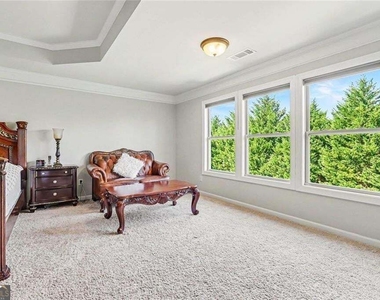 9035 Sunbury Place - Photo Thumbnail 20