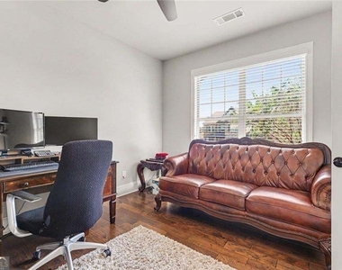 9035 Sunbury Place - Photo Thumbnail 15