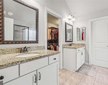 9035 Sunbury Place - Photo Thumbnail 22
