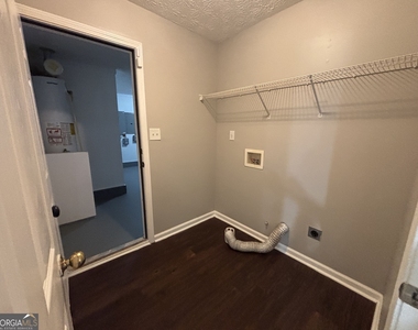 43 Canterbury Drive - Photo Thumbnail 28