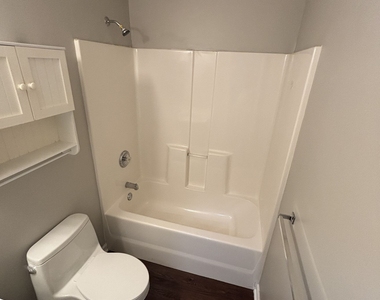 43 Canterbury Drive - Photo Thumbnail 23