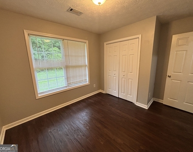 43 Canterbury Drive - Photo Thumbnail 26