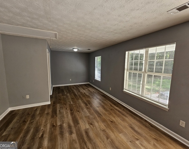 20 Susie Place - Photo Thumbnail 1