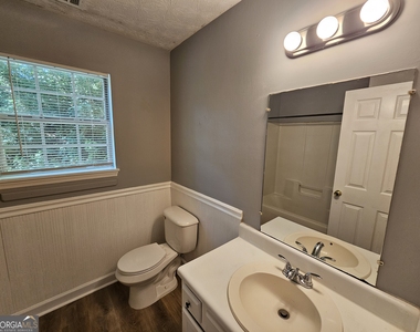 20 Susie Place - Photo Thumbnail 8