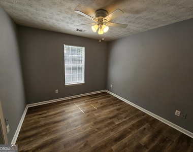 20 Susie Place - Photo Thumbnail 10