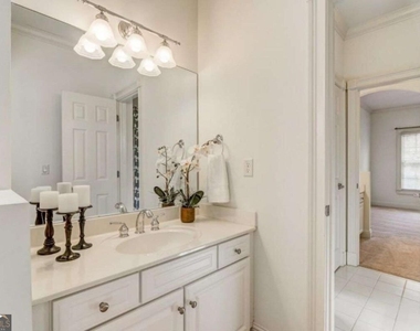 704 Longleaf Drive Ne - Photo Thumbnail 28