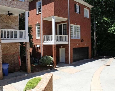 704 Longleaf Drive Ne - Photo Thumbnail 38