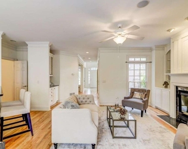 704 Longleaf Drive Ne - Photo Thumbnail 13