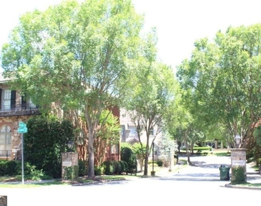 704 Longleaf Drive Ne - Photo Thumbnail 34