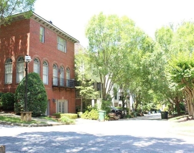 704 Longleaf Drive Ne - Photo Thumbnail 41